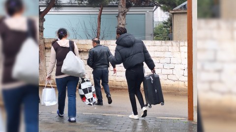 İşləmək üçün Bakıya gələn afrikalı qadın ölkəsinə geri döndü