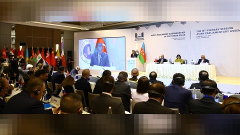 Çinli deputat Azərbaycanı təbrik etdi
