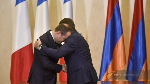 Fransa və Ermənistan müdafiə nazirlərinin FOTOSU