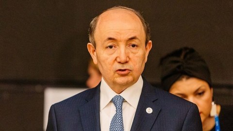 Fikrət Məmmədov kollektivə təqdim edildi