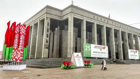 Belarus parlamentinin aşağı palatası tam tərkibdə seçildi
