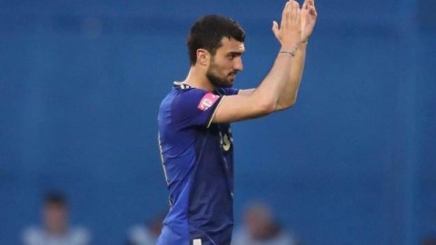 Mahir Emreli nə zaman oynaya biləcək?