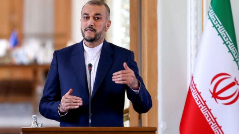 İran dünyadakı bütün nüvə silahlarını məhv etməyə ÇAĞIRDI