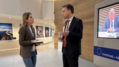 Aİ Bakı və İrəvan arasında davamlı sülhün tərəfdarıdır - Borelin sözçüsü