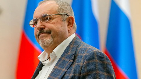 Keçmiş namizədin qərargah üzvləri saxlanılıb