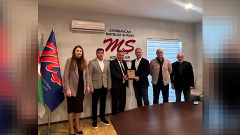 Hüseyin Altınalan Mətbuat Şurasında - FOTO