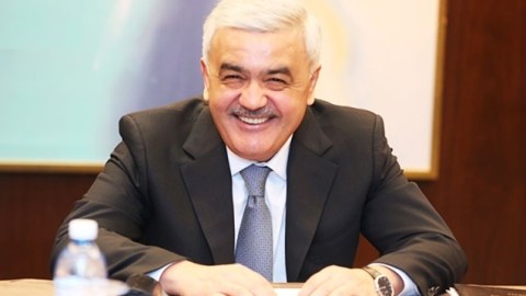 Jurnalistlərdən Rövnəq Abdullayevin gedişinə reaksiya: Futbolumuzu 30 il geri atdı!