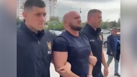 Qazinin çənəsini sındıran idmançı həbs edilmədi - QƏRAR