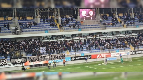 "Qarabağ" "Neftçi"ni darmadağın etdi