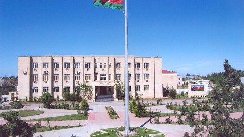 İcra Hakimiyyətində mənimsəmə - Məhkəmə başlayır