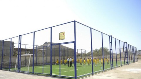 Məktəblərin idman meydançaları başqa məqsədlər üçün istifadə olunur