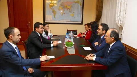 Hikmət Hacıyev Türkiyə XİN başçısının müavini ilə görüşdü 
