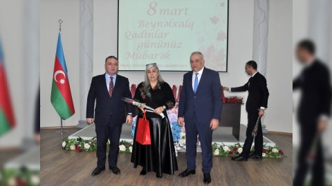Pirallahıda 8 marta həsr olunmuş tədbir keçirildi - FOTOLAR