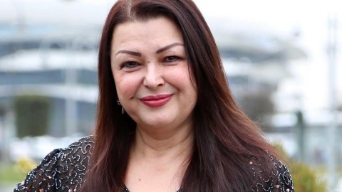 Şuşada böyük məmnuniyyətlə gedib yaşayacam - Firəngiz Mütəllimova