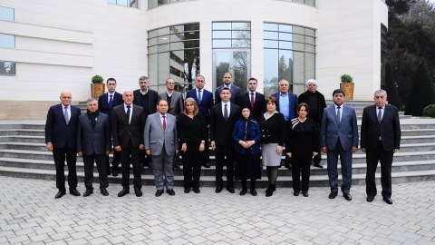 “Qərbi Azərbaycan: tarixi həqiqətlər” mövzusunda dəyirmi masa keçirilib - FOTO