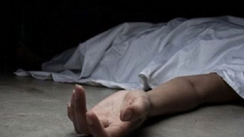 Küçədən kişi meyiti tapıldı