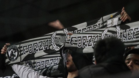 Azarkeşlər “Neftçi”nin oyunlarını boykot etdi