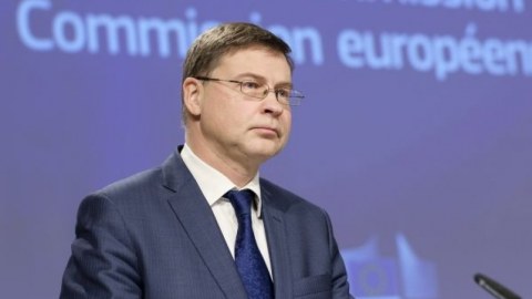 Ukrayna üçün 6 milyard avro YARDIM
