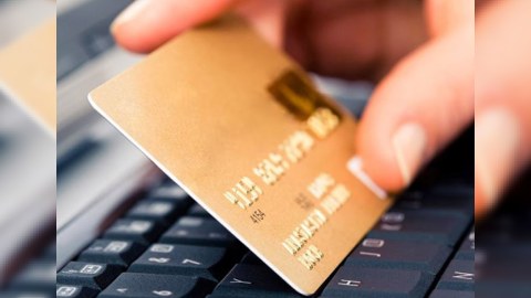 Vətəndaşın bank kartından oğurluq edildi