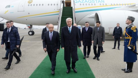 Qazaxıstan Prezidenti Azərbaycana gəldi