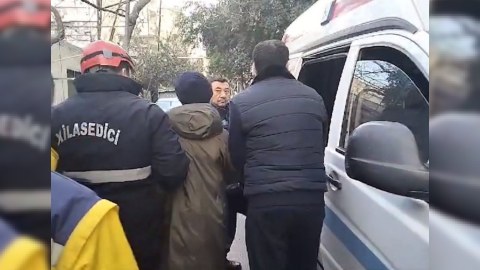 Bakıda əşyalarını eyvandan küçəyə atan qadın müəyyən edildi