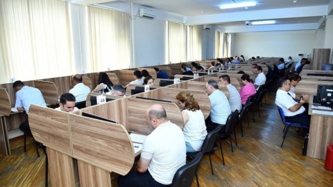 Bu şəxslər vergi orqanlarında işləyə bilməyəcək