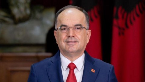 Albaniyanın Prezidenti Azərbaycana gəlir