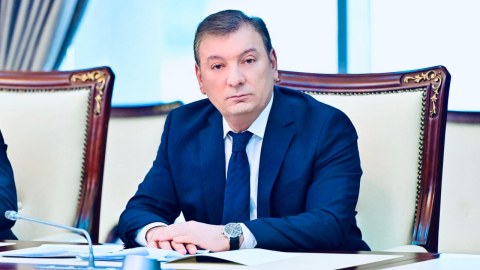 Şöbə müdiri pensiyaya erkən çıxmaqdan danışdı