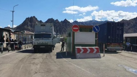 Ermənistan-İran sərhədindəki məntəqədə təmir işləri GEDİR