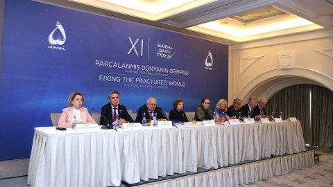 XI Qlobal Bakı Forumu ilə əlaqədar mətbuat konfransı