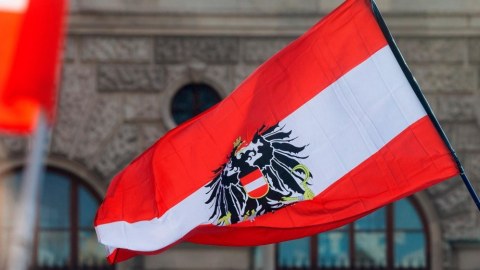 Daha iki rus diplomatı Avropadan qovulur