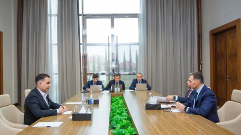 Rəşad Nəbiyev Şəmkirdə vətəndaşları qəbul edib - FOTO