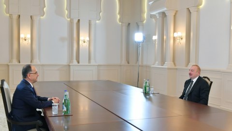 İlham Əliyev Albaniya Prezidenti ilə görüşüb