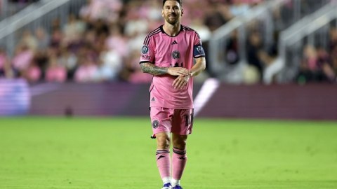 Messi zədələndi