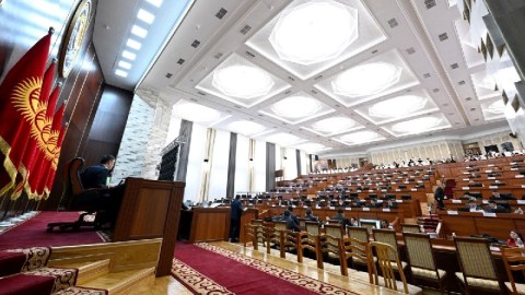 Qırğızıstan parlamenti “xarici agentlər haqqında” qanun QƏBUL ETDİ