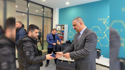 Füzuliyə köçən ailələrə mənzillərin açarları verildi - FOTO