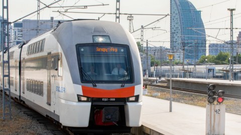 Dəmir yolu nəqliyyatı ilə sərnişindaşımalar 30%-dən çox artıb