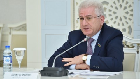 Peşə təhsilinə qəbul ali təhsildən 3 dəfə azdır, vəziyyət dəyişməlidir - Komitə sədri