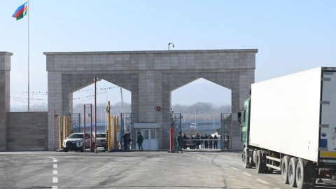 Baş nazir quru sərhədlərindən danışdı: Bağlı qalacaq!