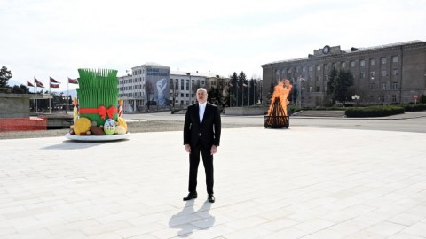 Xankəndinin mərkəzi meydanına “Zəfər meydanı” adı verildi