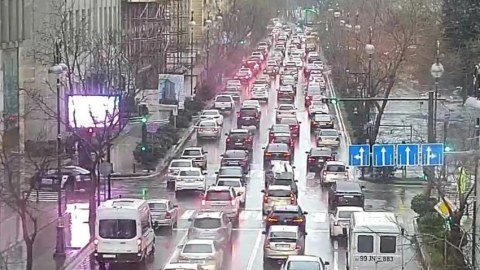 Paytaxtın əsas yollarında TIXAC var