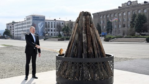 Xankəndidə alovlanan Novruz tonqalı hər birimizi fərəhləndirdi