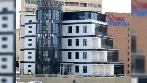Jurnalist anasının ölümündə klinikanı ittiham edir - Xəstəxana məlumat yaydı