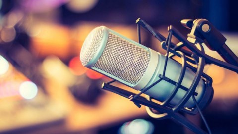 Azərbaycanda yeni radio yayımı ilə bağlı müsabiqəyə iki iddiaçı buraxıldı