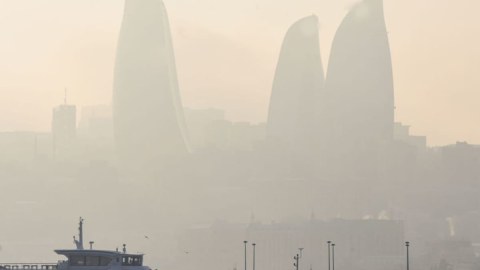 Dünyanın ən çirkli havası olan şəhərləri - Bakı neçənci yerdədir?