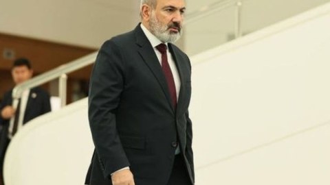 Paşinyan Brüsselə gedib