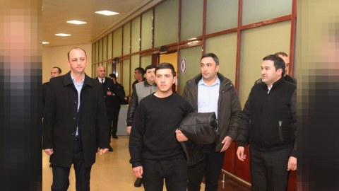 Ruslan ailəsinə QOVUŞDU