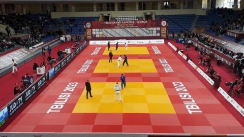8 cüdoçumuz Gürcüstanda mübarizəyə başlayır