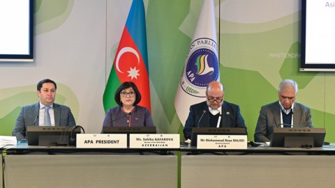 Azərbaycan spikeri APA-nın iclasına sədrlik etdi