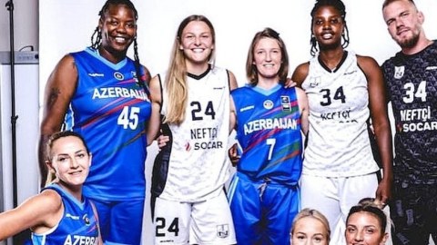 Qadın basketbolçularımız yarımfinalda 